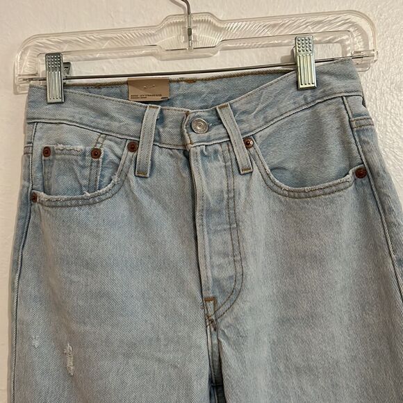 Levi’s 501 Skinny High Rise Light Wash Button Fly Front Jeans Size 26 X 30 - Picture 2 of 12